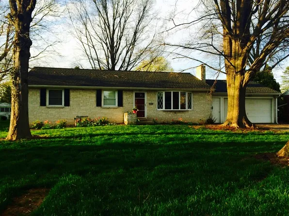 2185 Veumont Dr, Lancaster, PA 17601