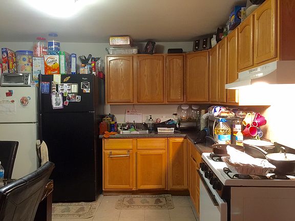 3rd image of 492 Port Richmond Ave