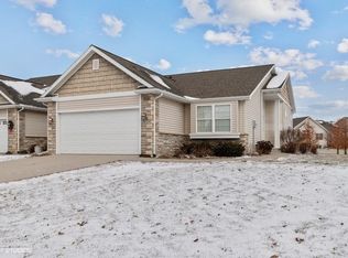 2917 Roxboro Dr, Ames, IA 50010