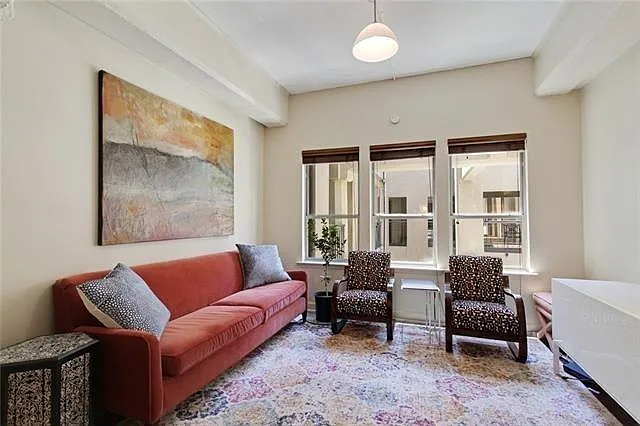 2 bed, 2.0 bath, 875 sqft, $1,900 — Photo 3