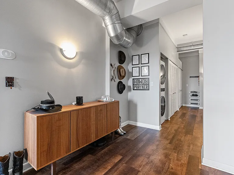 1225 W Morse Ave #304 — Photo 9