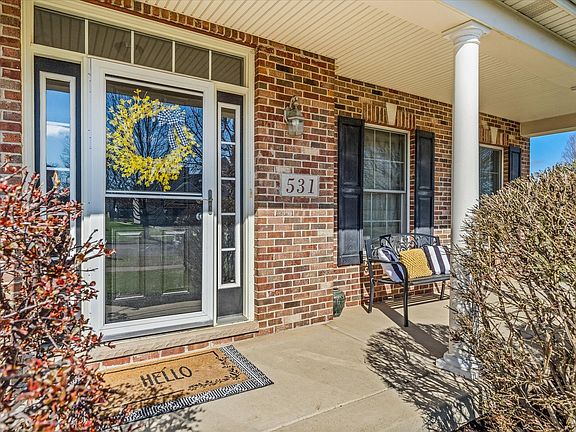 3rd image of 531 Birchwood Dr