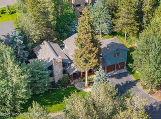 445 Aspen Ridge Trl, Alpine, WY 83128