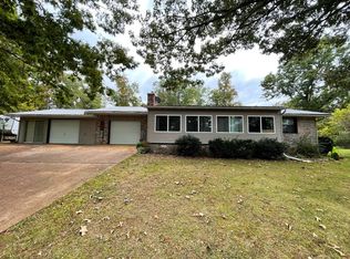 1708 Strawberry Dr, Horseshoe Bend, AR 72512