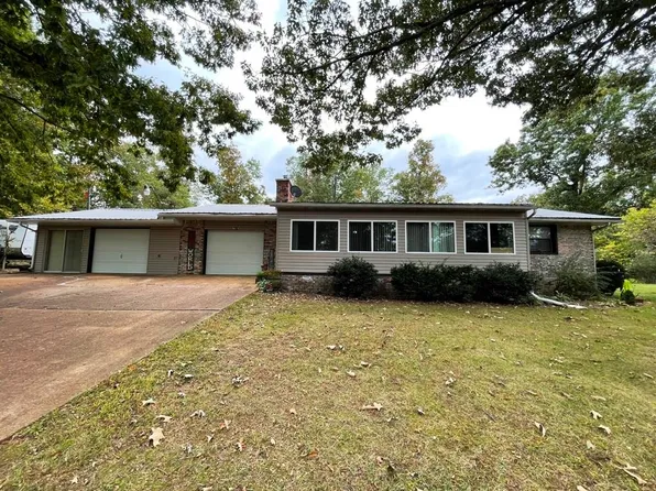 1708 Strawberry Dr, Horseshoe Bend, AR 72512