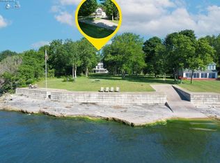 174 Booker Ln, Put In Bay, OH 43456