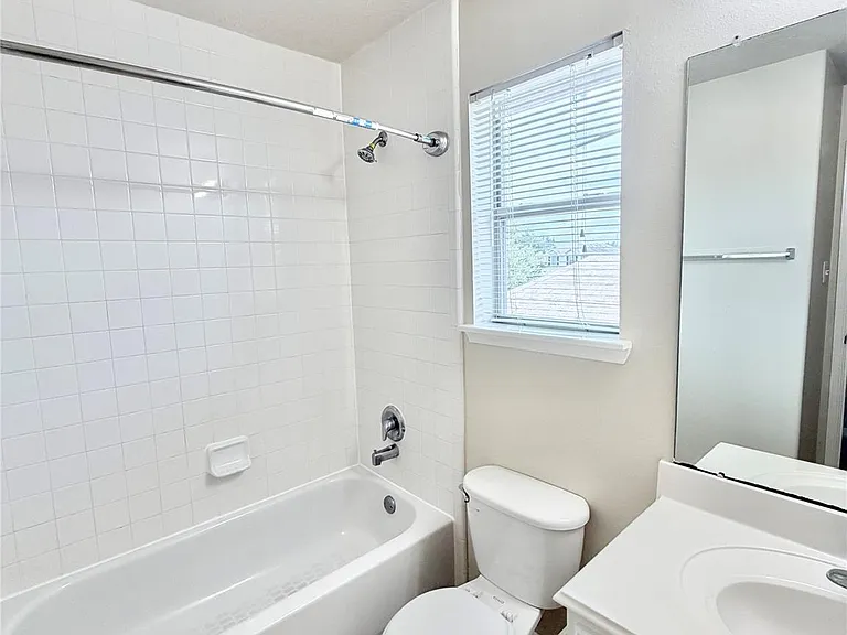 21734 Texian Ct — Photo 17