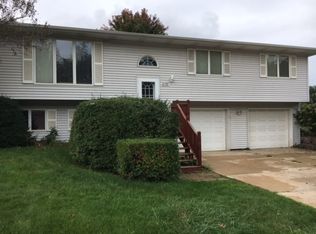 2158 Jackson St, Portage, IN 46368