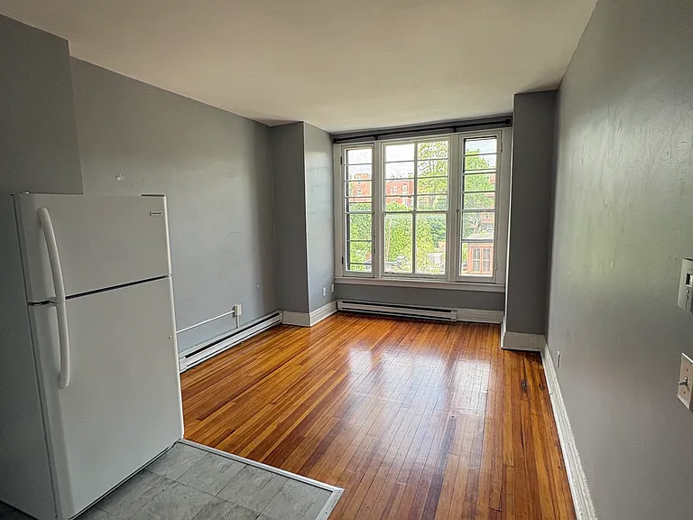 246 Lark St #9 — Photo 2