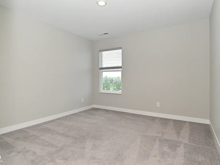 1964 Rowena Ln — Photo 30