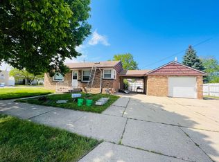 2714 48th St, Kenosha, WI 53140