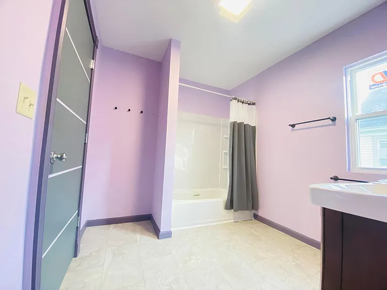 1337 Madison St #A — Photo 17