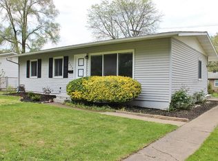 2332 N Circle Dr, Ann Arbor, MI