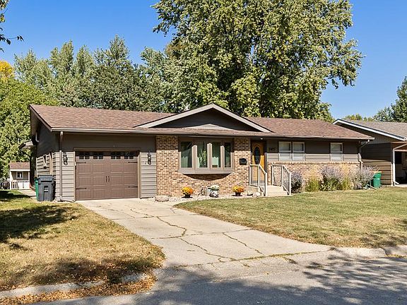 3rd image of 608 Kathryn Ave