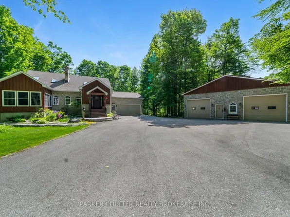 2645 Warminster Rd, Severn, ON L3V 7C6