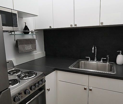 5th image of 425 W 24th St APT 3G