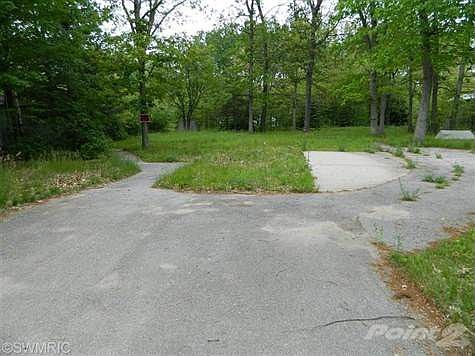 Lot from street showing driveway