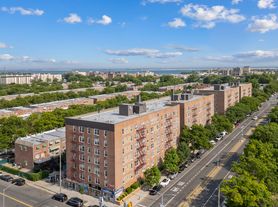 3901 Nostrand Ave