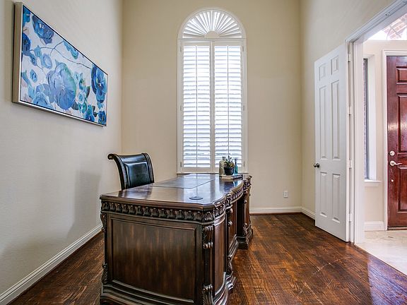 5th image of 2229 Stanmore Ln