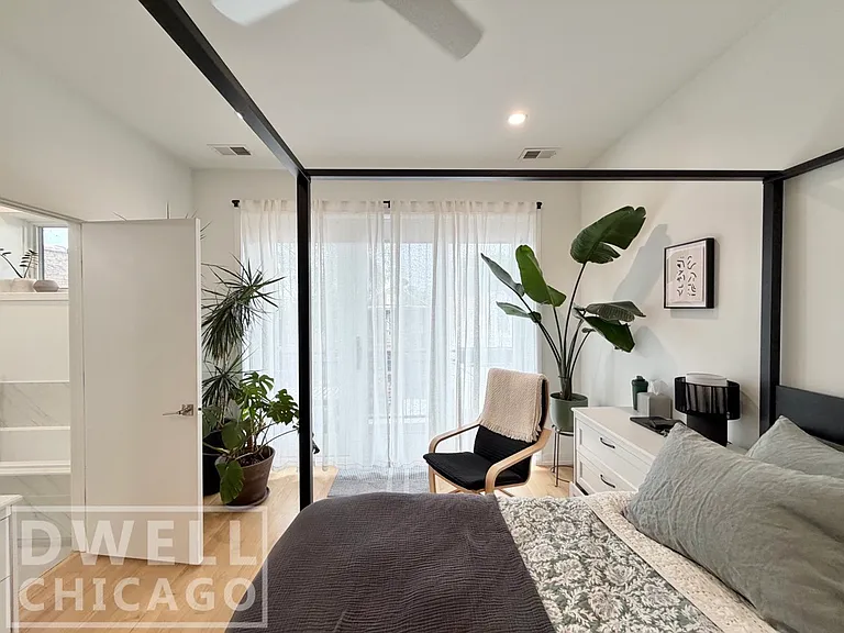 969 W 18th St #1 — Photo 17