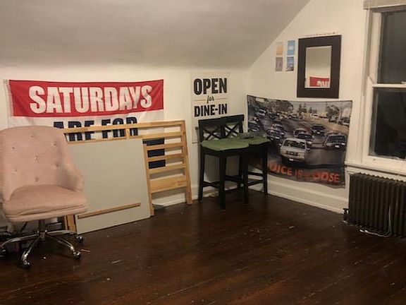 3rd image of 2362 Stratford Ave APT 3