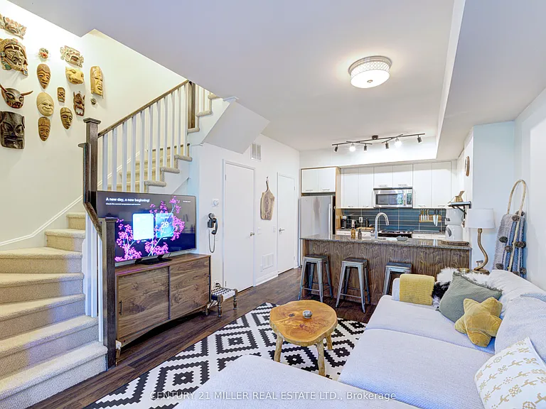 15 Valhalla Inn Rd #Townhouse 10 — Photo 6