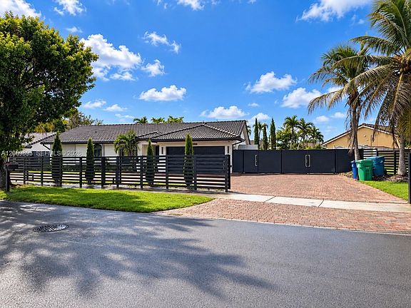 2nd image of 20743 SW 128th Ct