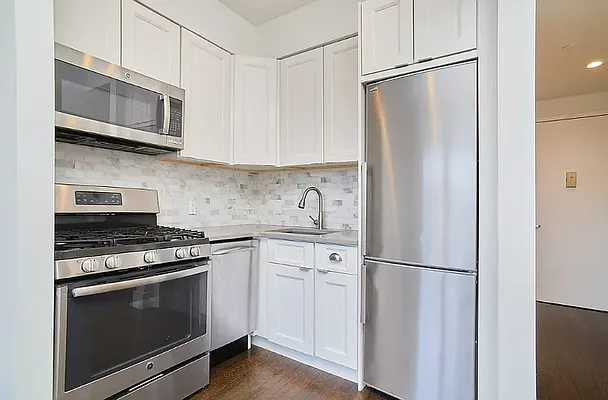 Rented by REAL New York | media 2