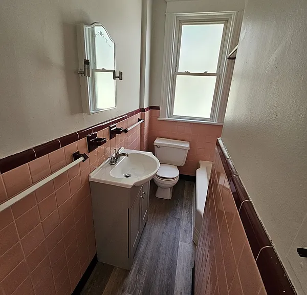15 Lagrange Ave #2 — Photo 8