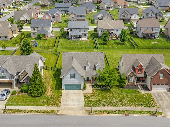 3rd image of 1141 Old Duke Dr