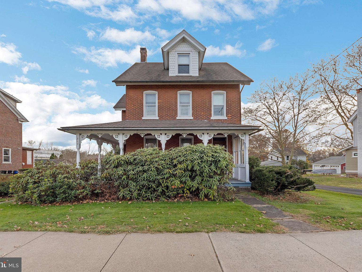342 E Walnut St, Perkasie, PA 18944 Zillow