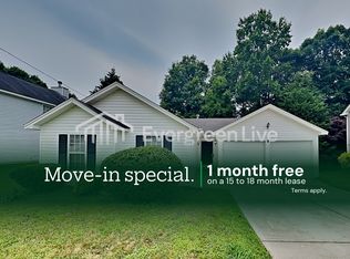 510 Cherry Branch Ln, Fairburn, GA 30213