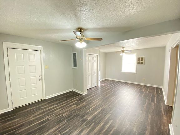 2nd image of 200 Bane Blvd #Ema-1