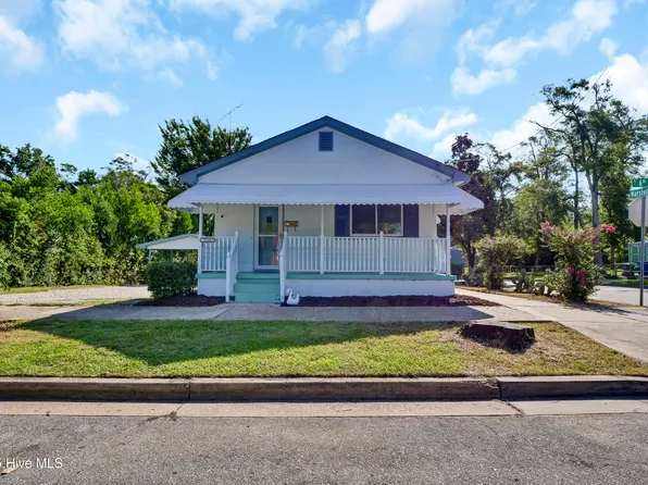 1121 S 6th Street, Wilmington, NC 28401