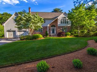 15 Lancashire Dr, Mansfield, MA 02048