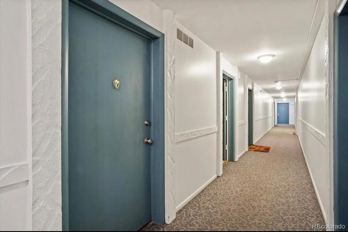 1260 York St — Photo 2