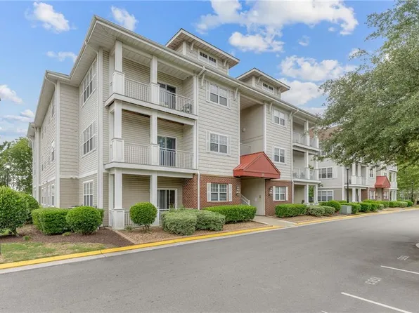 5317 Warminster Dr Unit 103, Virginia Beach, VA 23455