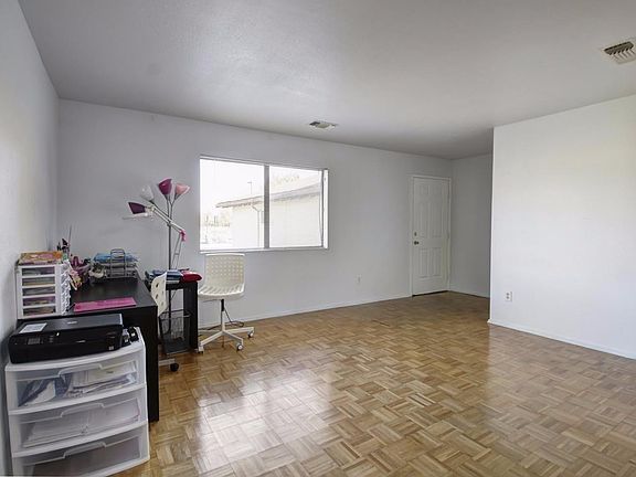 4th image of 636 Todhunter Ave