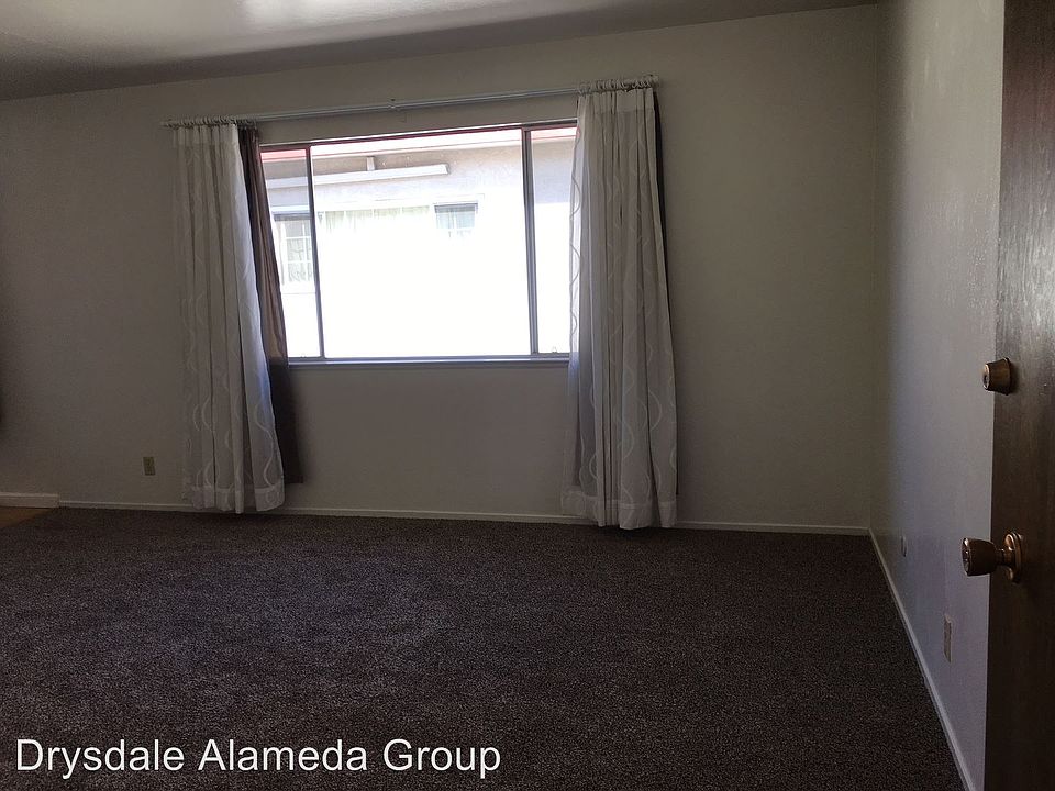 2nd image of 2050 Buena Vista Ave APT E