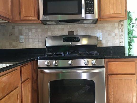 4th image of 92 Palomino Dr