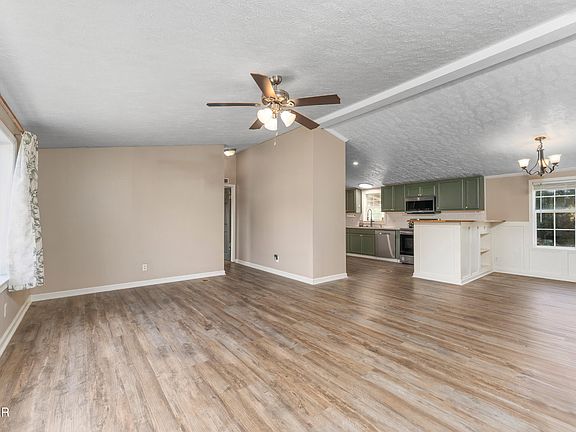 3rd image of 1137 Vista Ln