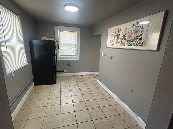 3rd image of 603 Druid Ave #B