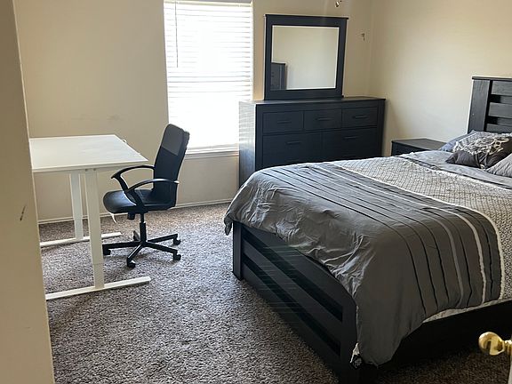 3rd image of 18306 Sea Branch Dr