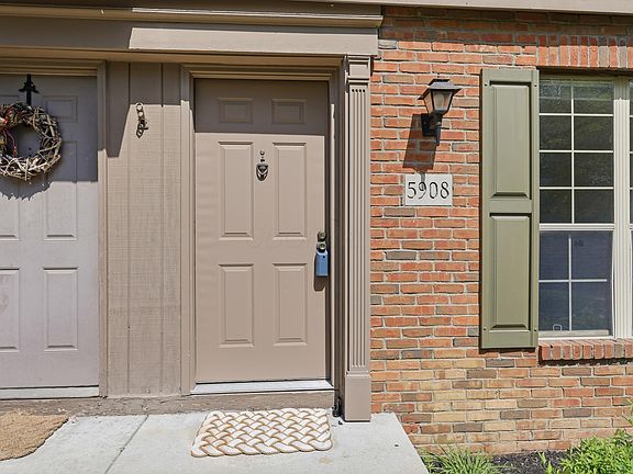 3rd image of 5908 Aqua Bay Dr