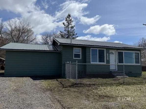 808 N J St, Lakeview, OR 97630