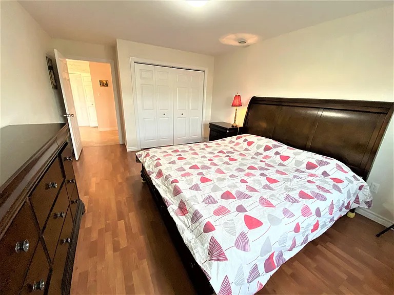 18 Elena Ct — Photo 30