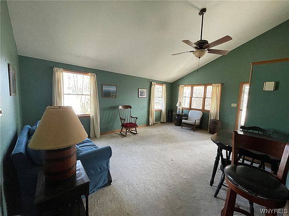 5th image of 514 University Ave