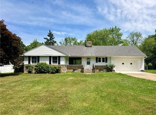 407 Dumbarton Blvd, Richmond Heights, OH 44143