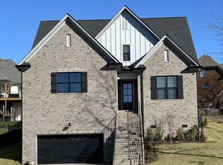 387 Arrow Ct, Hendersonville, TN 37075