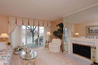 5th image of 5601 Carriageway Dr APT 102-B